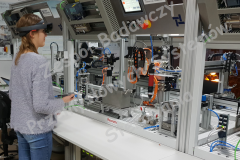 0-H2M-Interfejs-Człowiek-Maszyna-H2M-z-rozszerzoną-rzeczywistością-VR