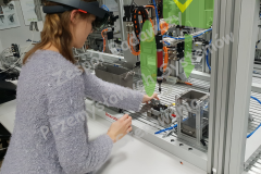 06-H2M-Interfejs-Człowiek-Maszyna-H2M-z-rozszerzoną-rzeczywistością-VR